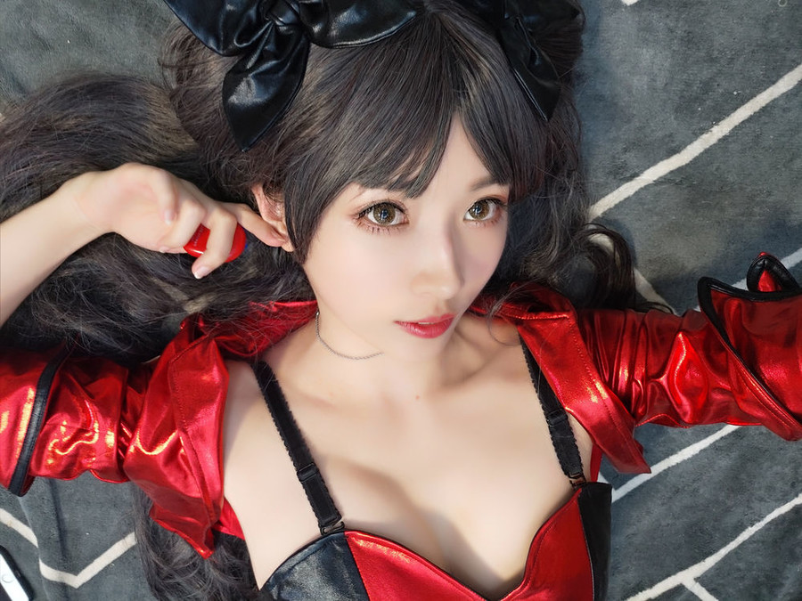 小女巫露娜全套COS图片 小女巫露娜全套COS图片