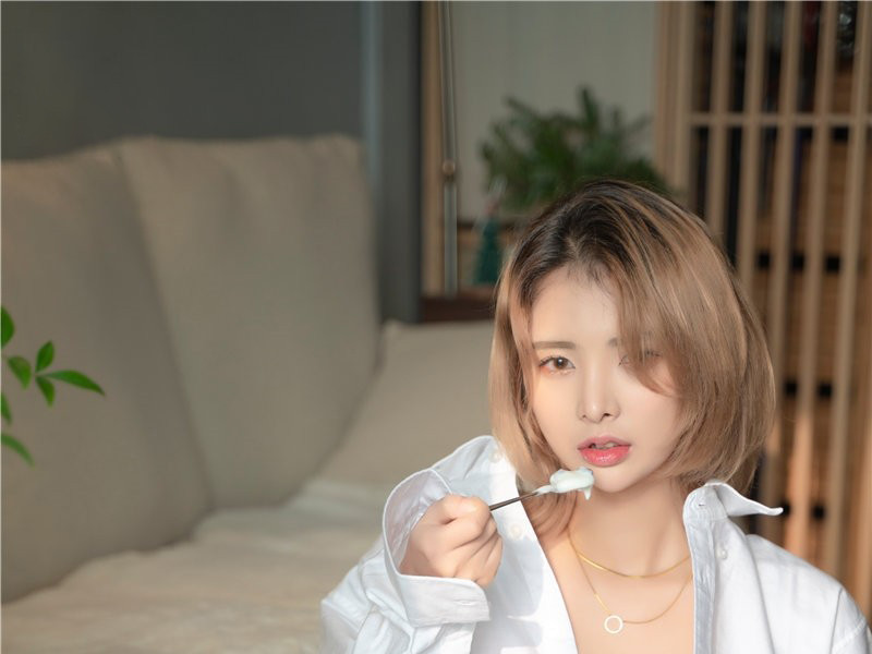 Yeon的笑容是甜品,第9期资源送上,一起感受她的甜蜜魅力吧! Yeon的笑容是甜品,第9期资源送上,一起感受她的甜蜜魅力吧!