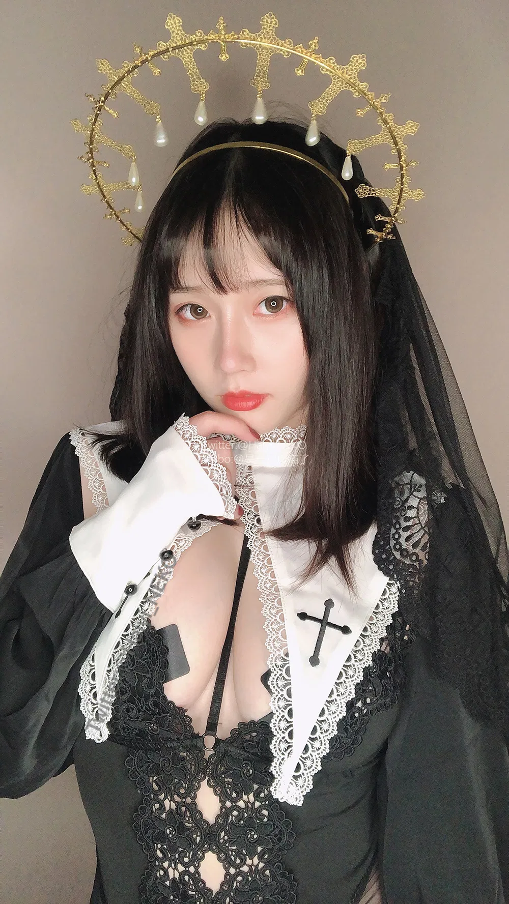 是一只废喵了COSER作品图集看点，这名字什么意思我边追边记