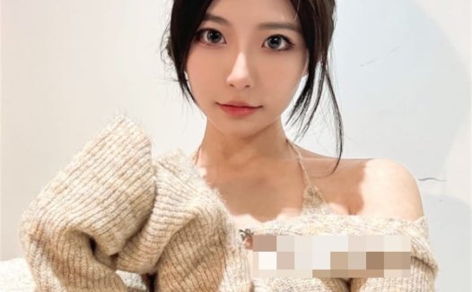 走进陈妮妮UNI的世界，49套图集全览