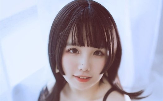 阿半今天很开心COS图片作品