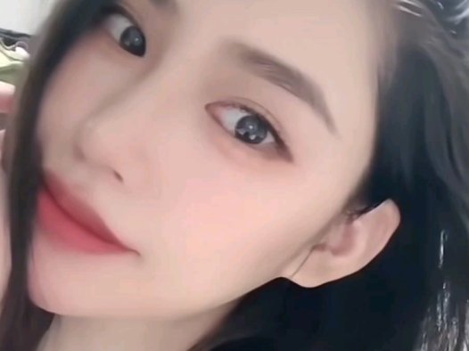 颜值博主陈佩奇的套图分享
